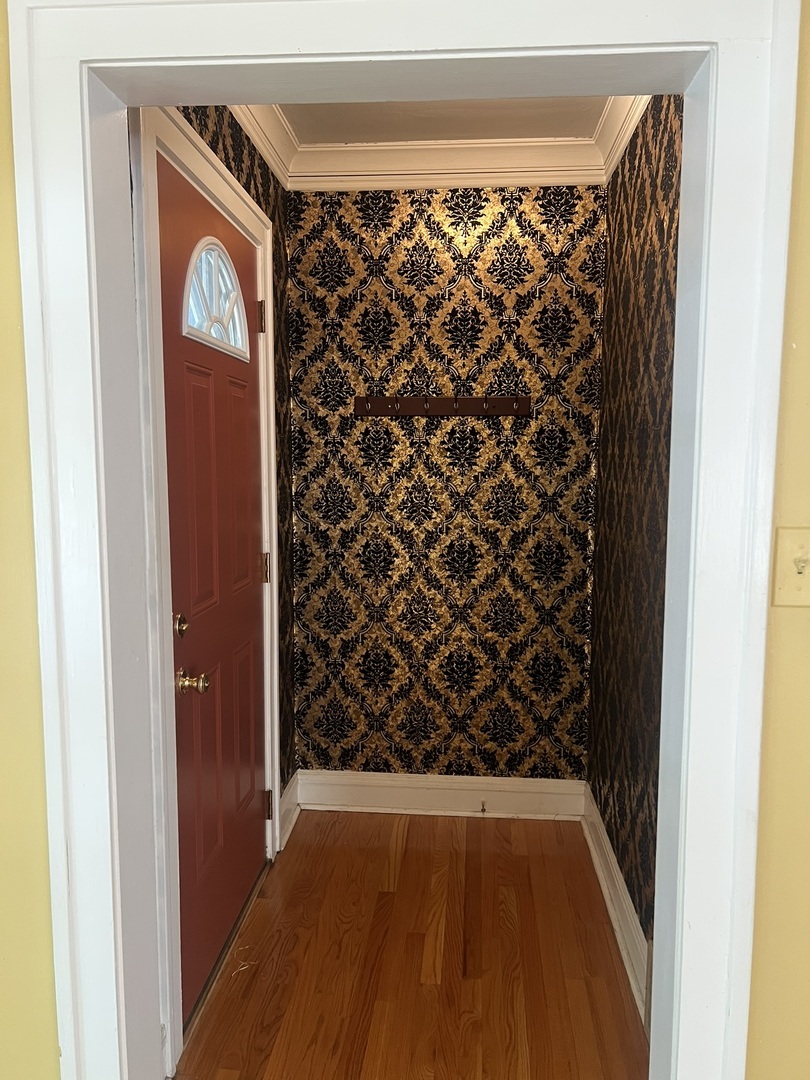 Property Photo: 5837 N Marmora Avenue IL 60646
