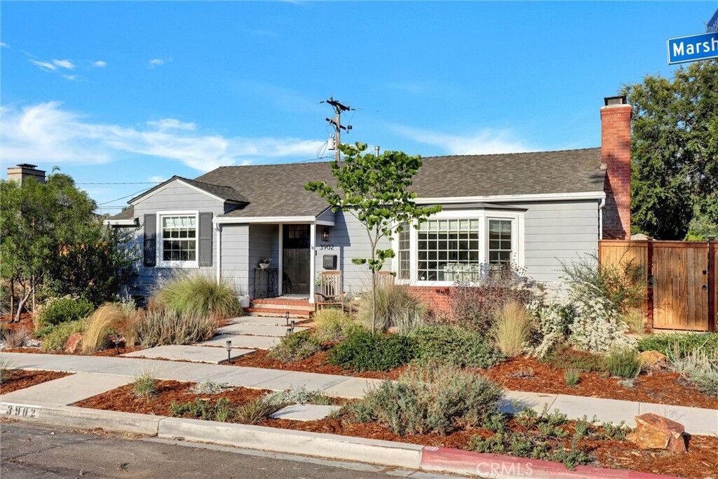 Property Photo: 3902 North Marshall Way CA 90807
