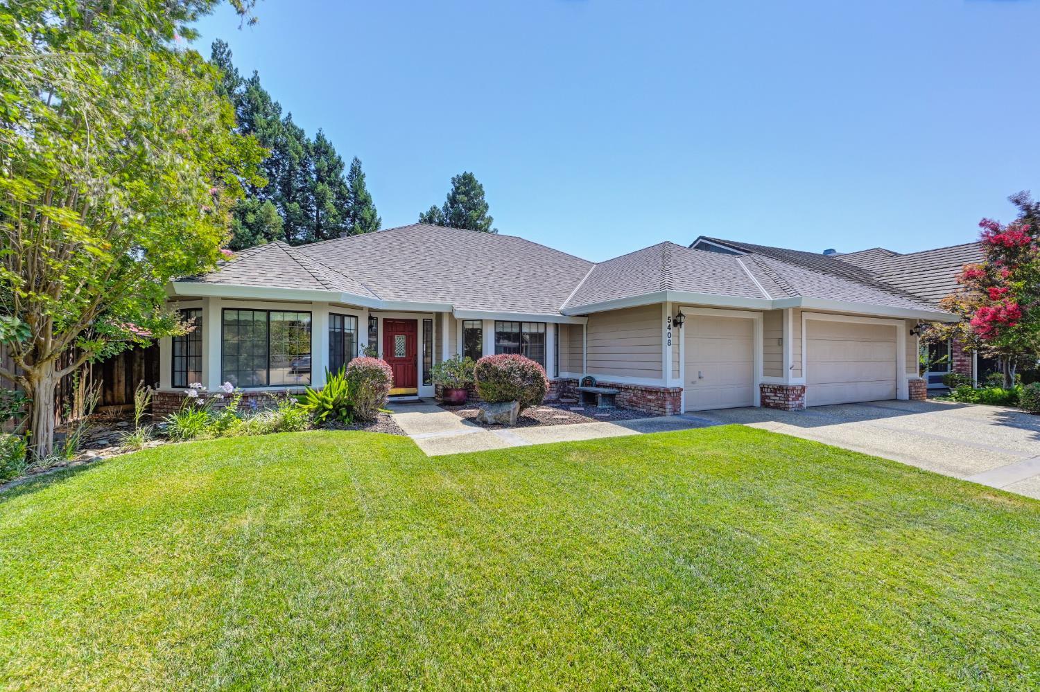 5408 E Brook Way  Elk Grove CA 95758 photo
