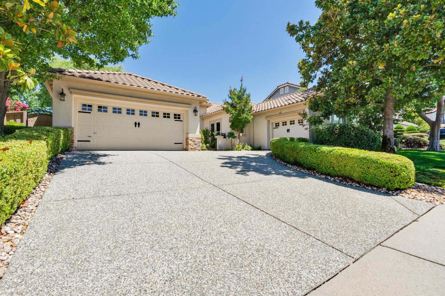 Property Photo: 2116 Tarbolton Circle CA 95630