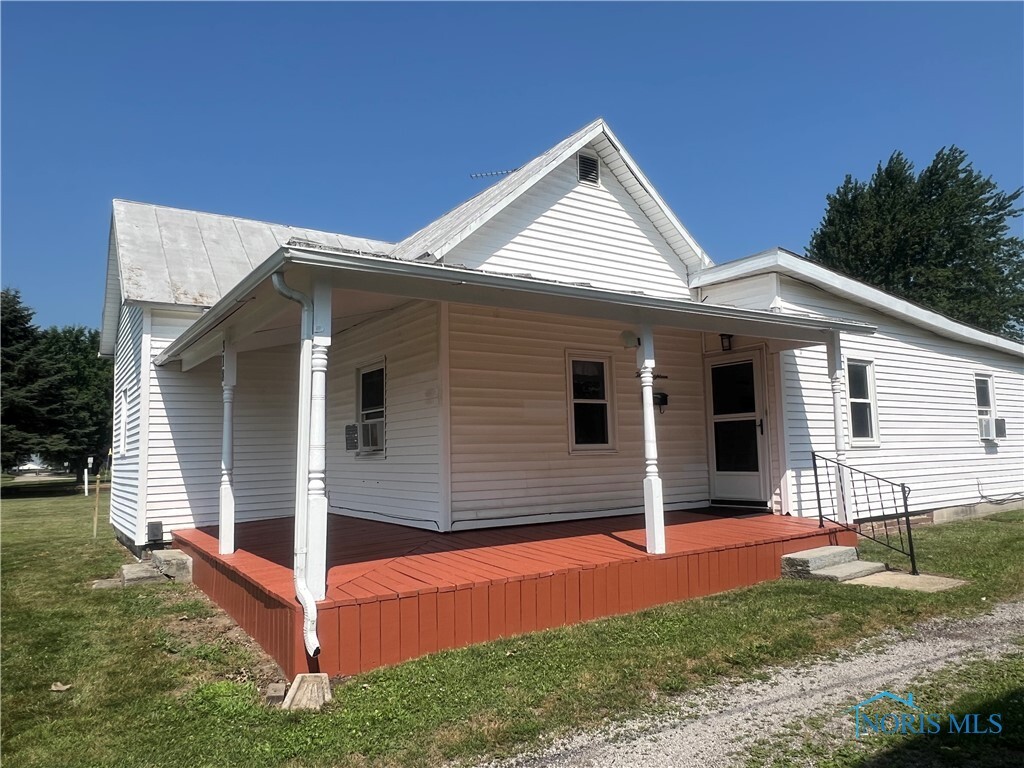 Property Photo: 318 Belmont Street OH 45872