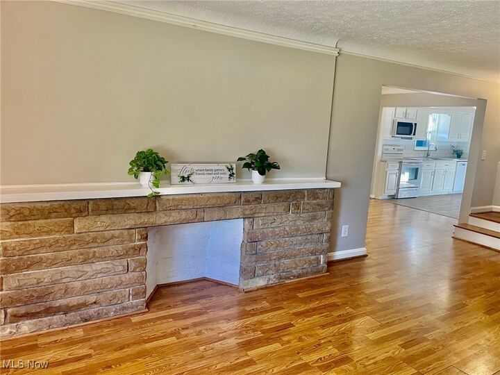 Property Photo: 4045 Colony Road OH 44121