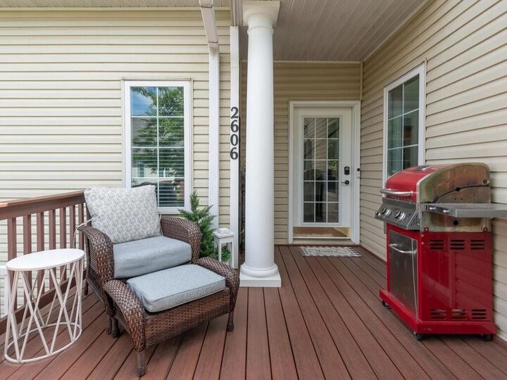 Property Photo:  2606 Boulder Way  MN 55337 