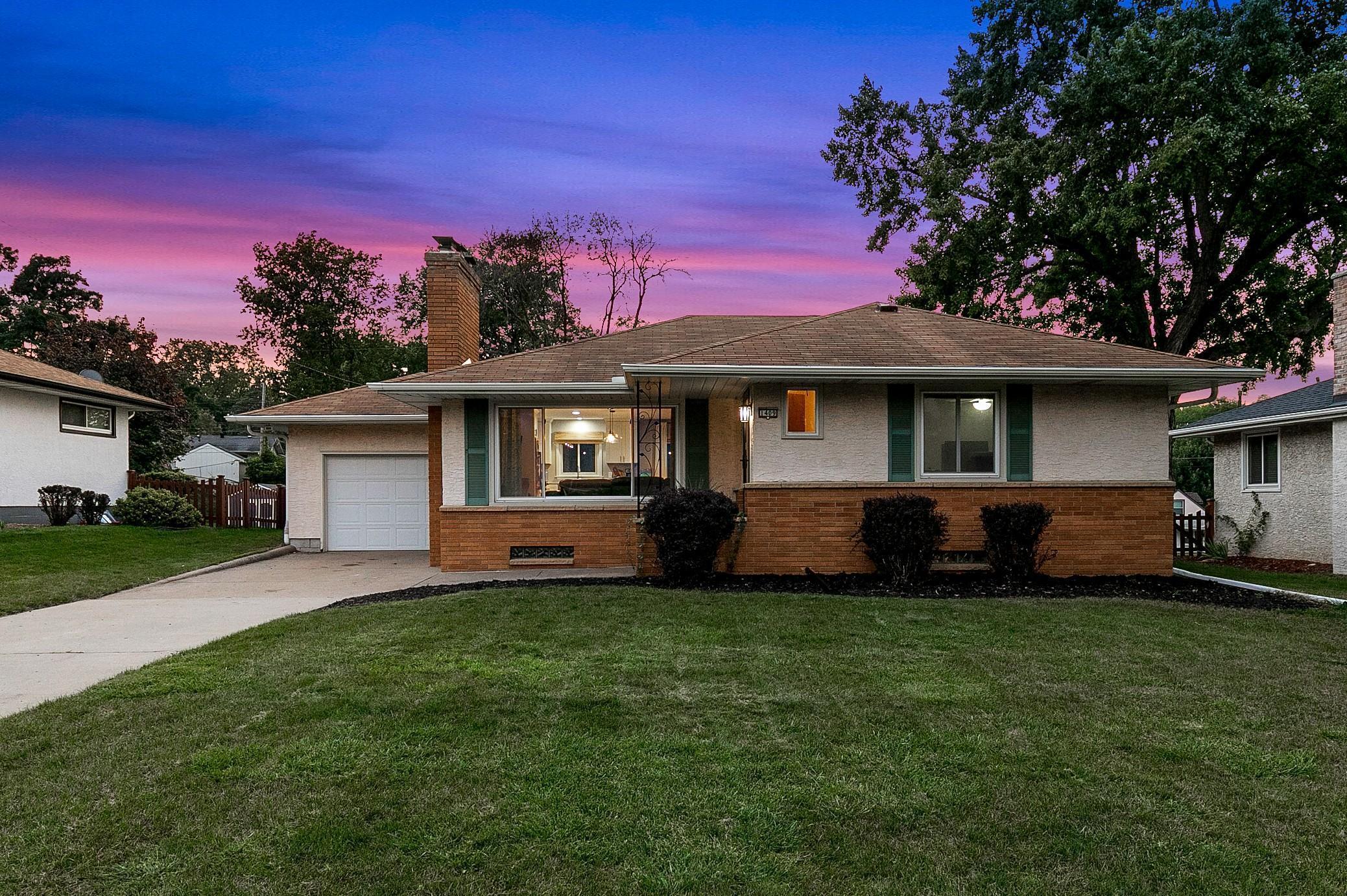 1409 Smith Avenue S  West Saint Paul MN 55118 photo