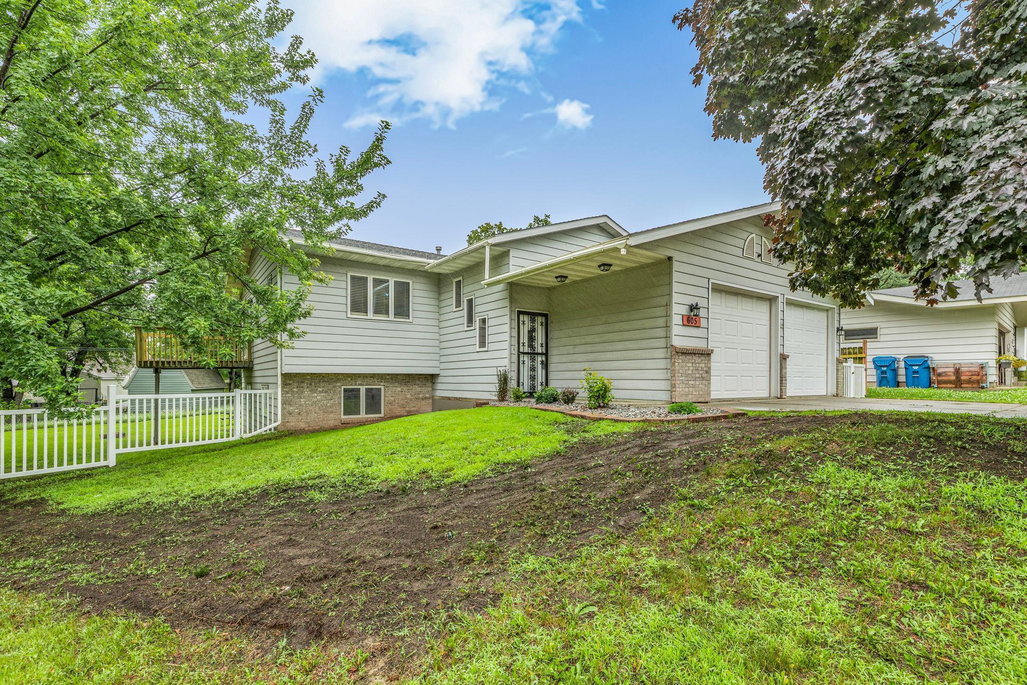 Property Photo: 605 Roosevelt Road MN 56301