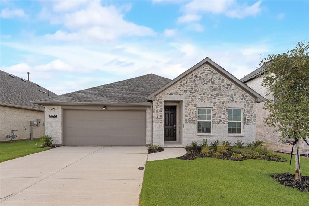 Property Photo: 3206 Ferrero Lane TX 75407