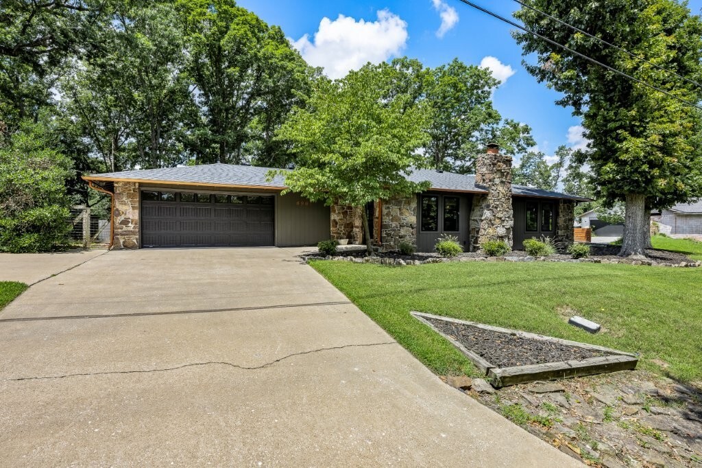 Property Photo:  8981 Williams Road  AR 72756 