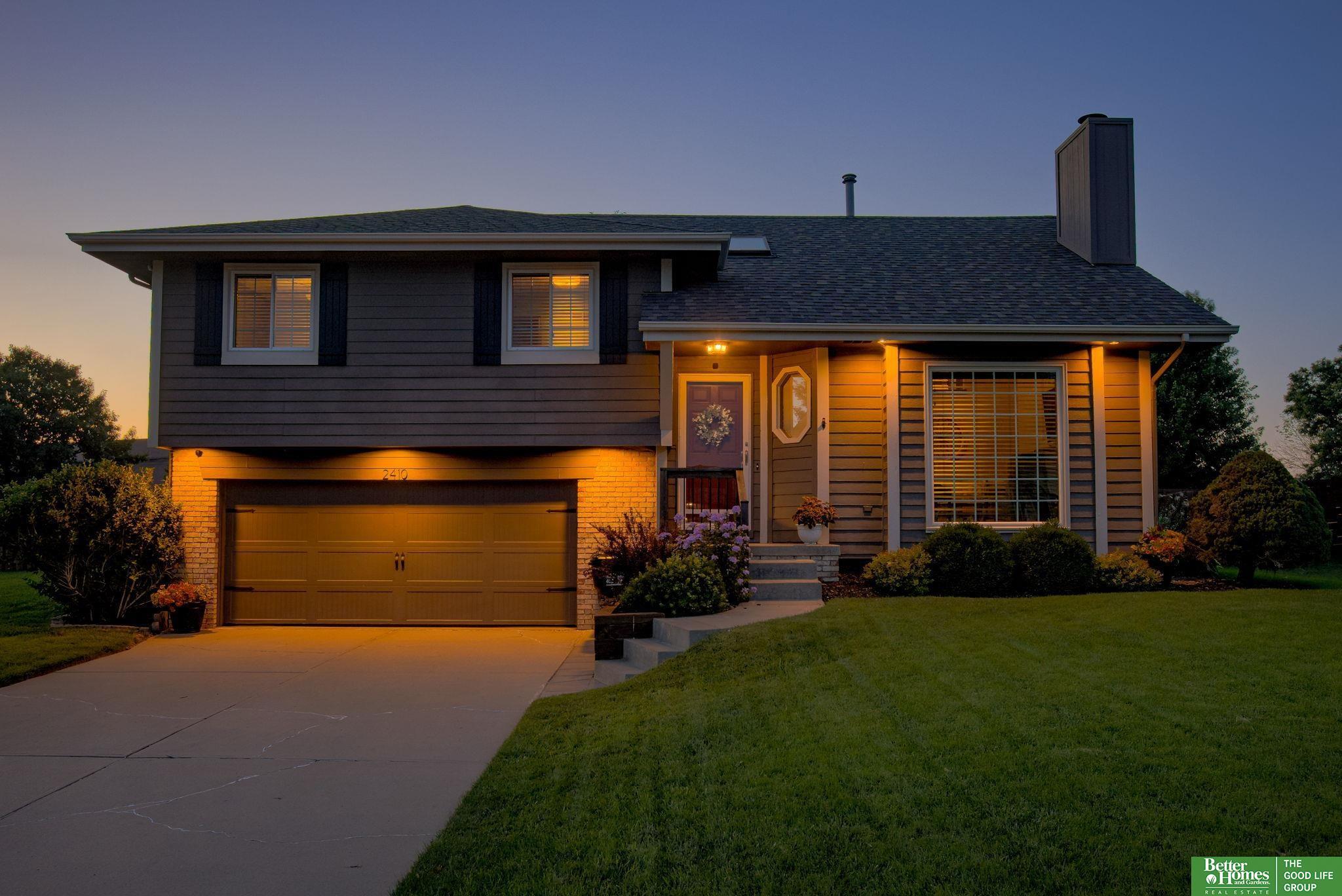 Property Photo:  2410 Marilyn Drive  NE 68046 