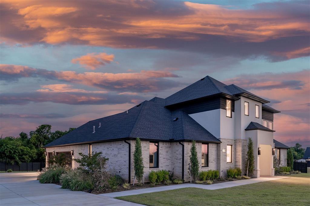 Property Photo: 6320 Buena Vista Court OK 73078