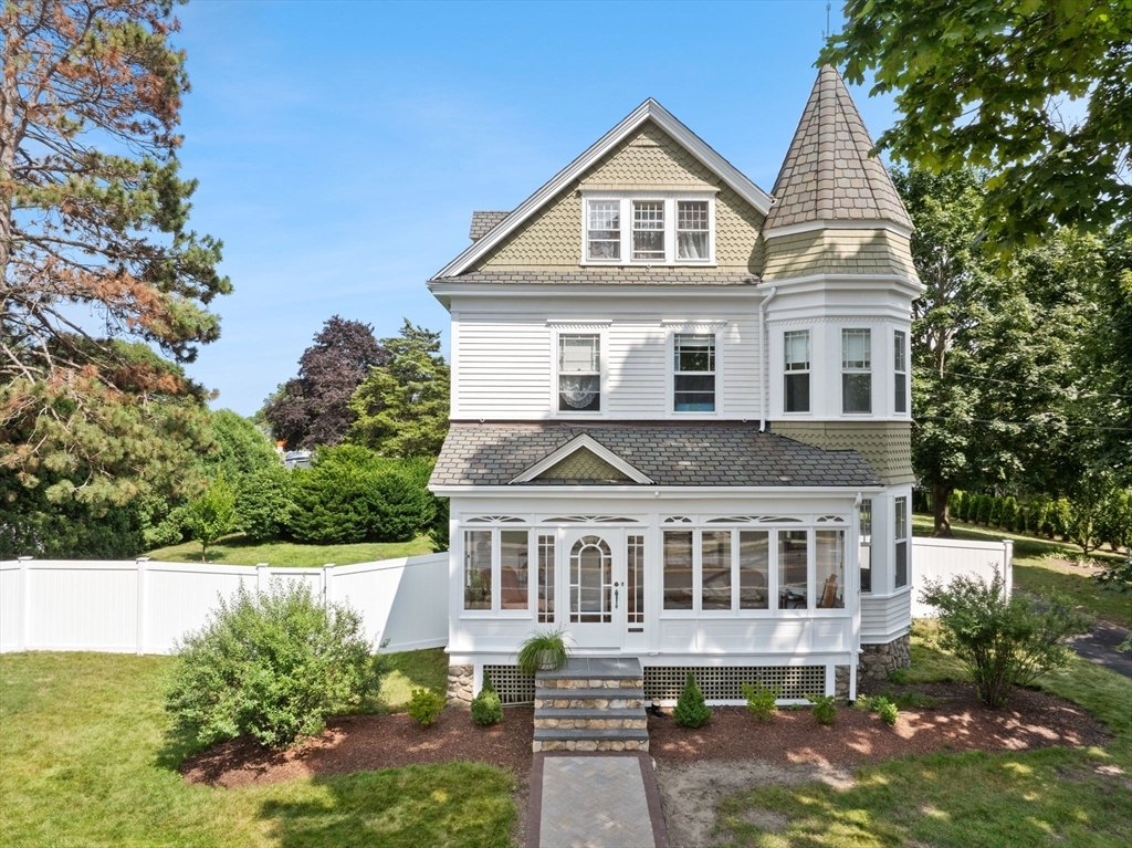Property Photo: 281 N Main St MA 01760