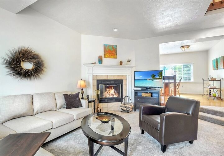 Property Photo: 189 Tall Oaks Dr F MA 02190