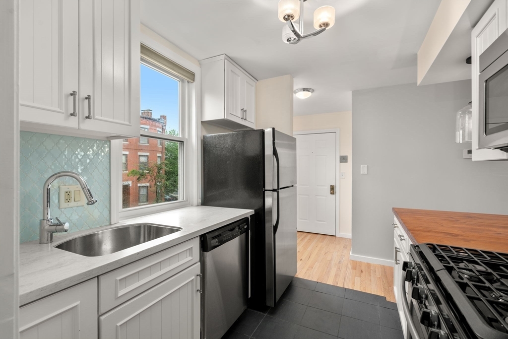 Property Photo: 268 Bunker Hill St 5 MA 02129