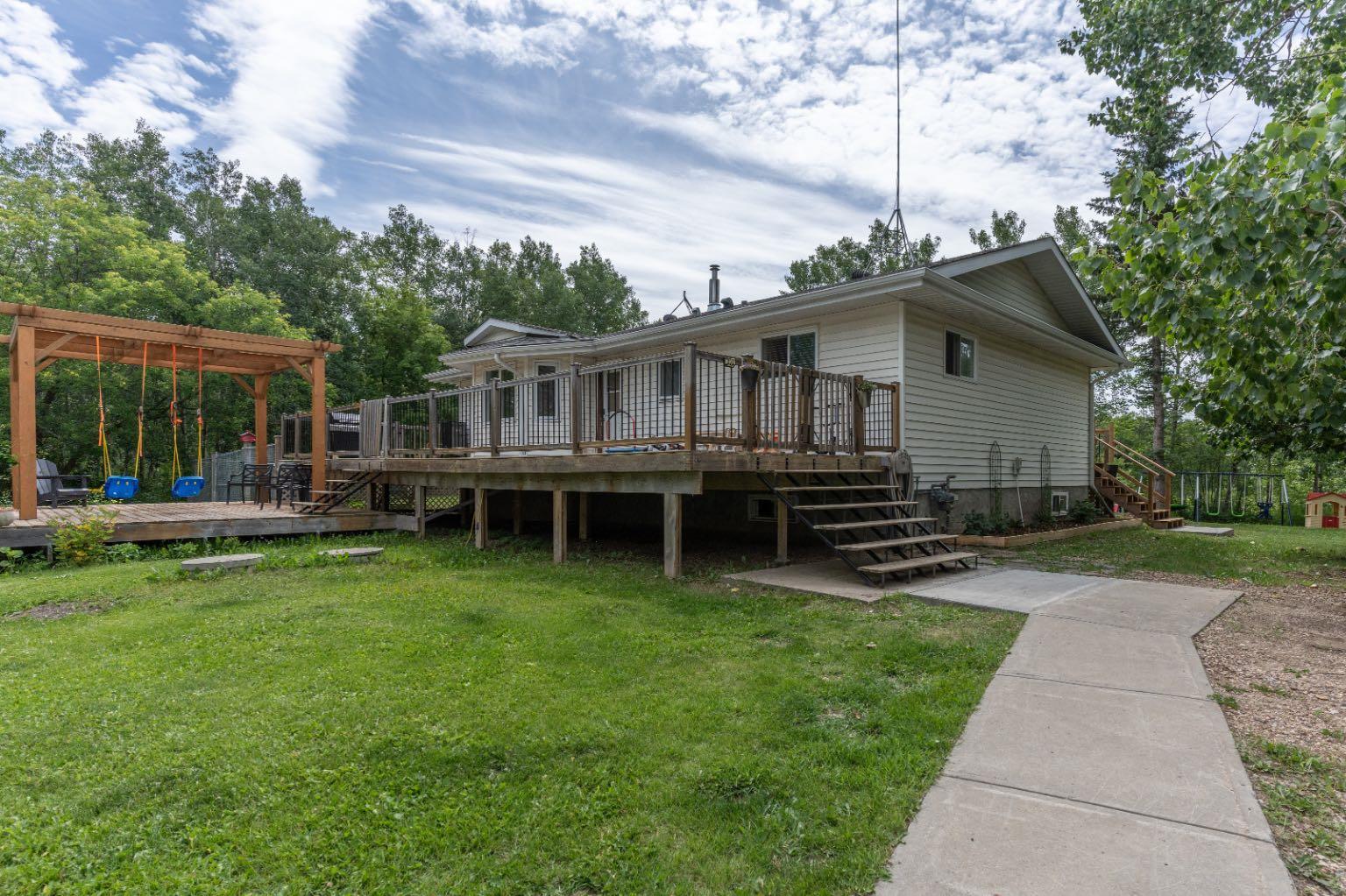 Property Photo: 50103 Rr203 54 AB T0B 4J2