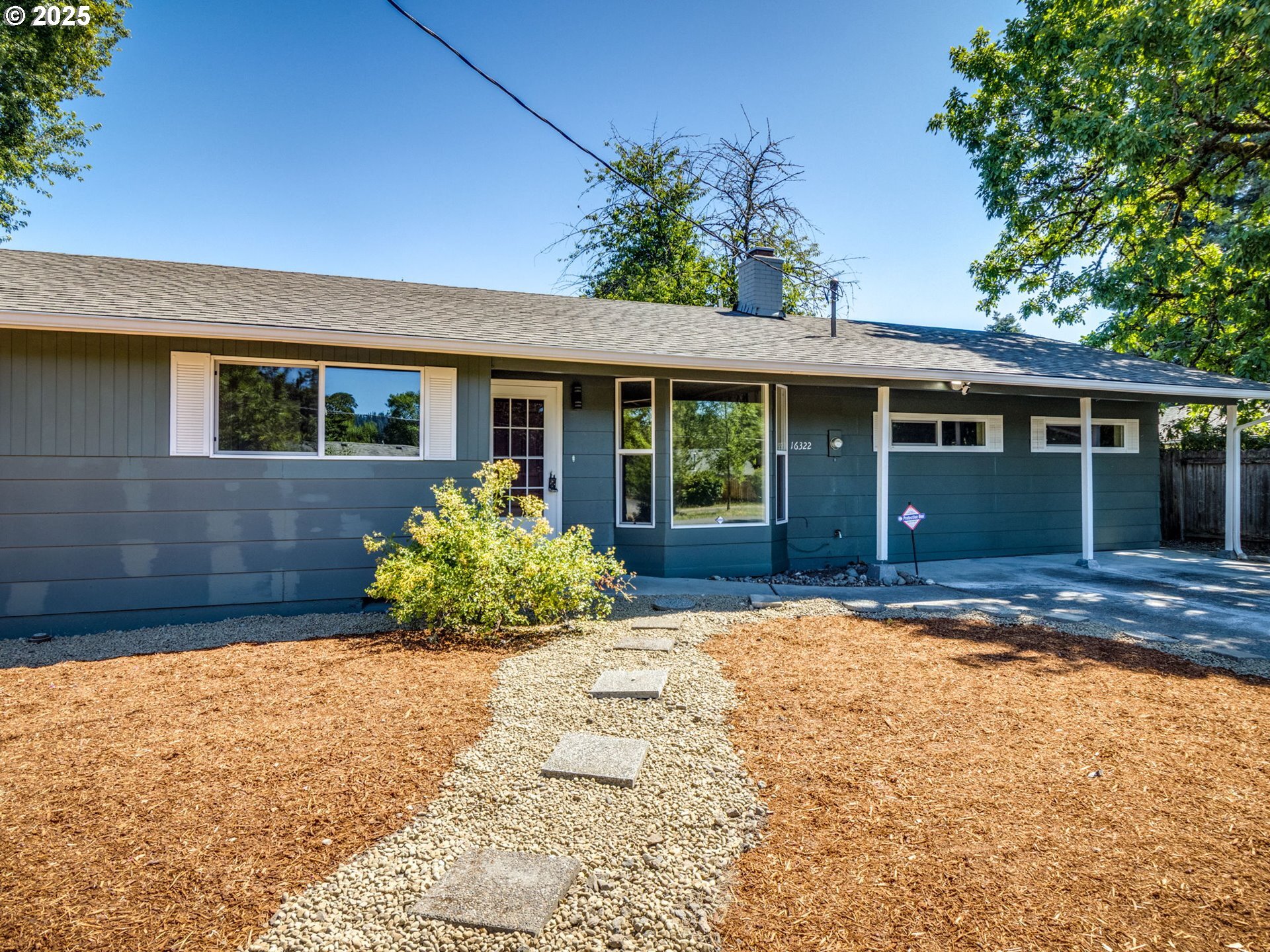 Property Photo:  16322 SE Arista Dr  OR 97267 