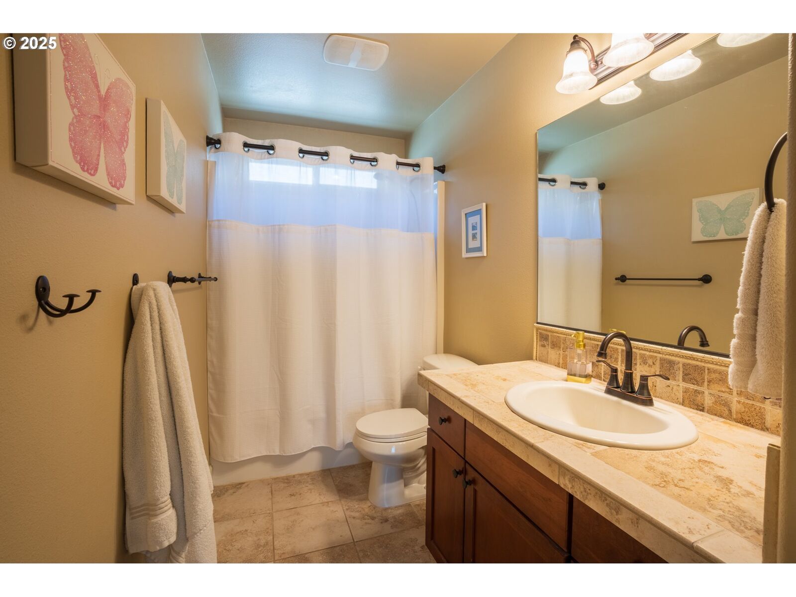 Property Photo: 1321 SE 194th Pl WA 98607