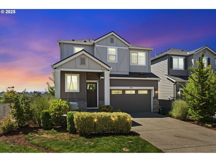 Property Photo: 16954 NW Madrone St OR 97229