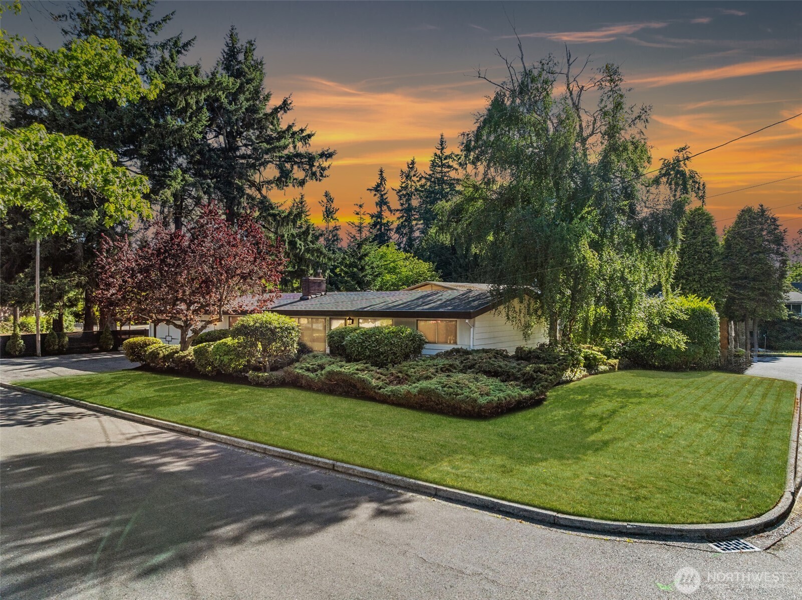 Property Photo:  8230  215th Street SW  WA 98026 