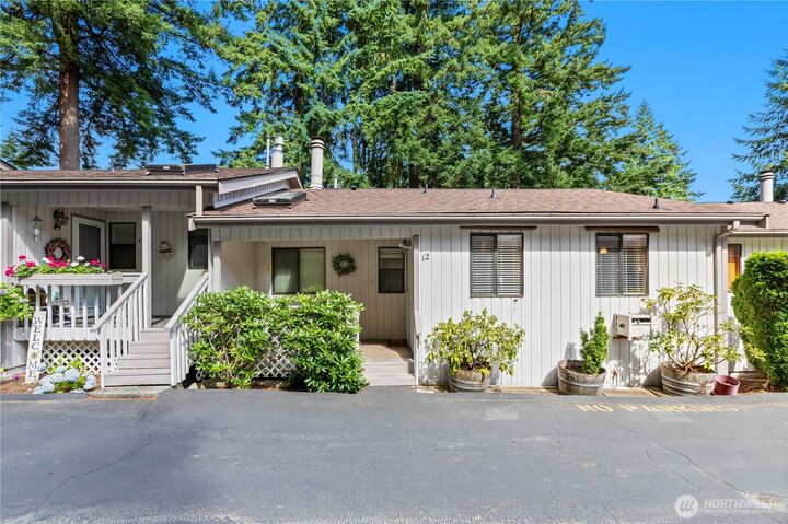 Property Photo:  11  Horizon Hill Lane 12  WA 98229 