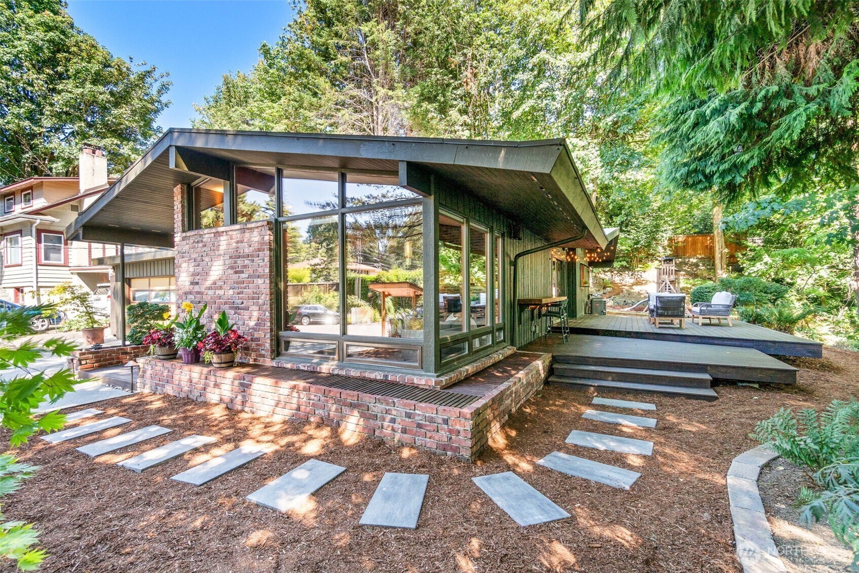 Property Photo: 1421 NE 106th Street WA 98125