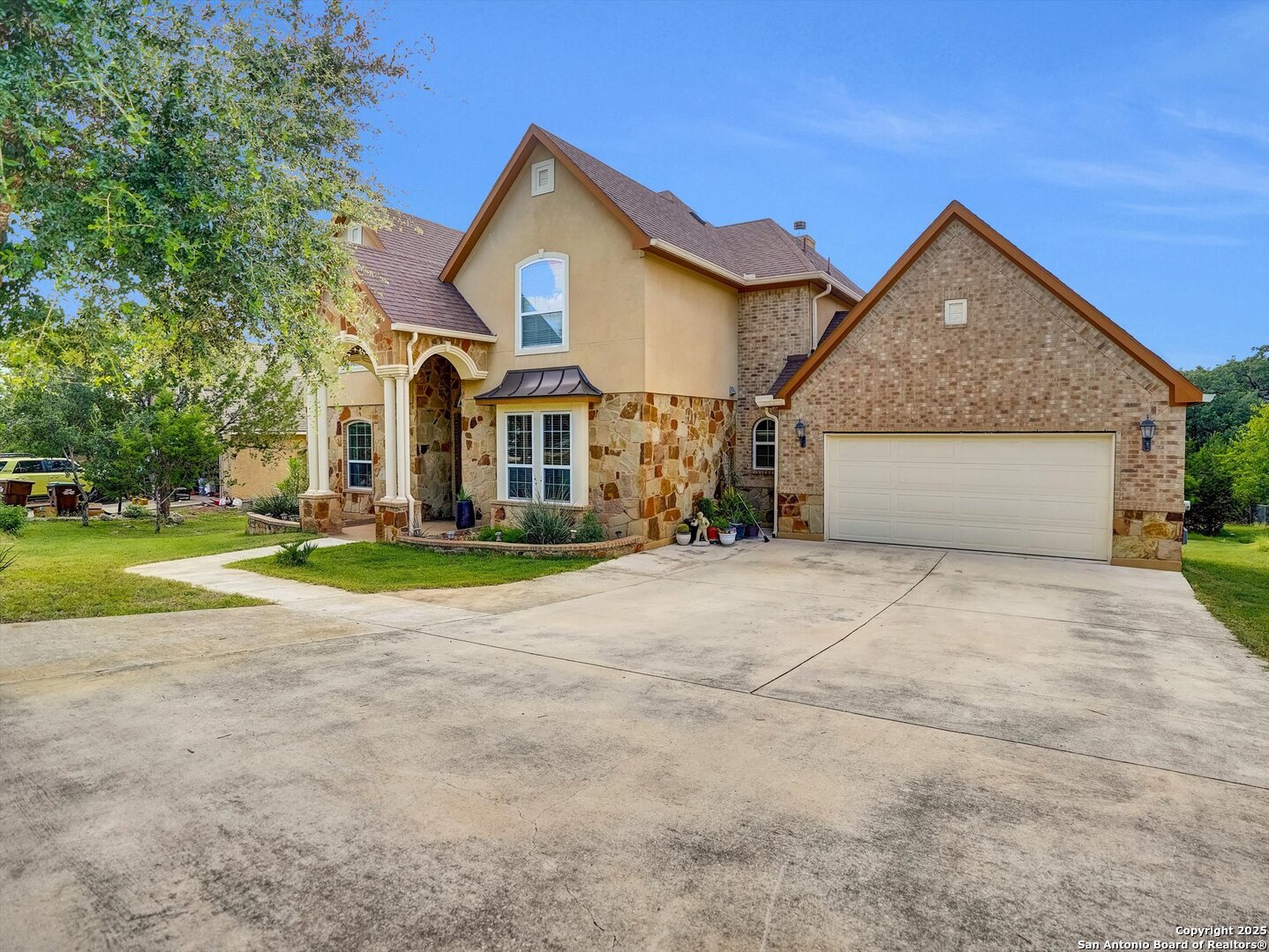 Property Photo: 25603 Singing Rain TX 78260