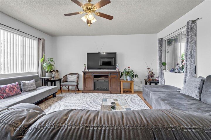 Property Photo:  401 Spruce Circle  CA 95076 