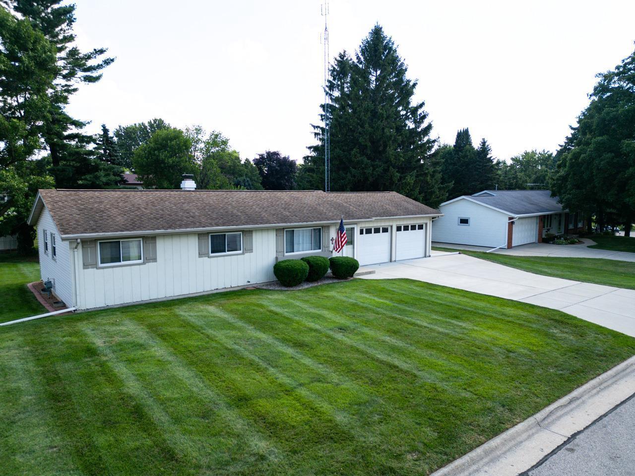 Property Photo: 3256 Hampshire Road WI 53546