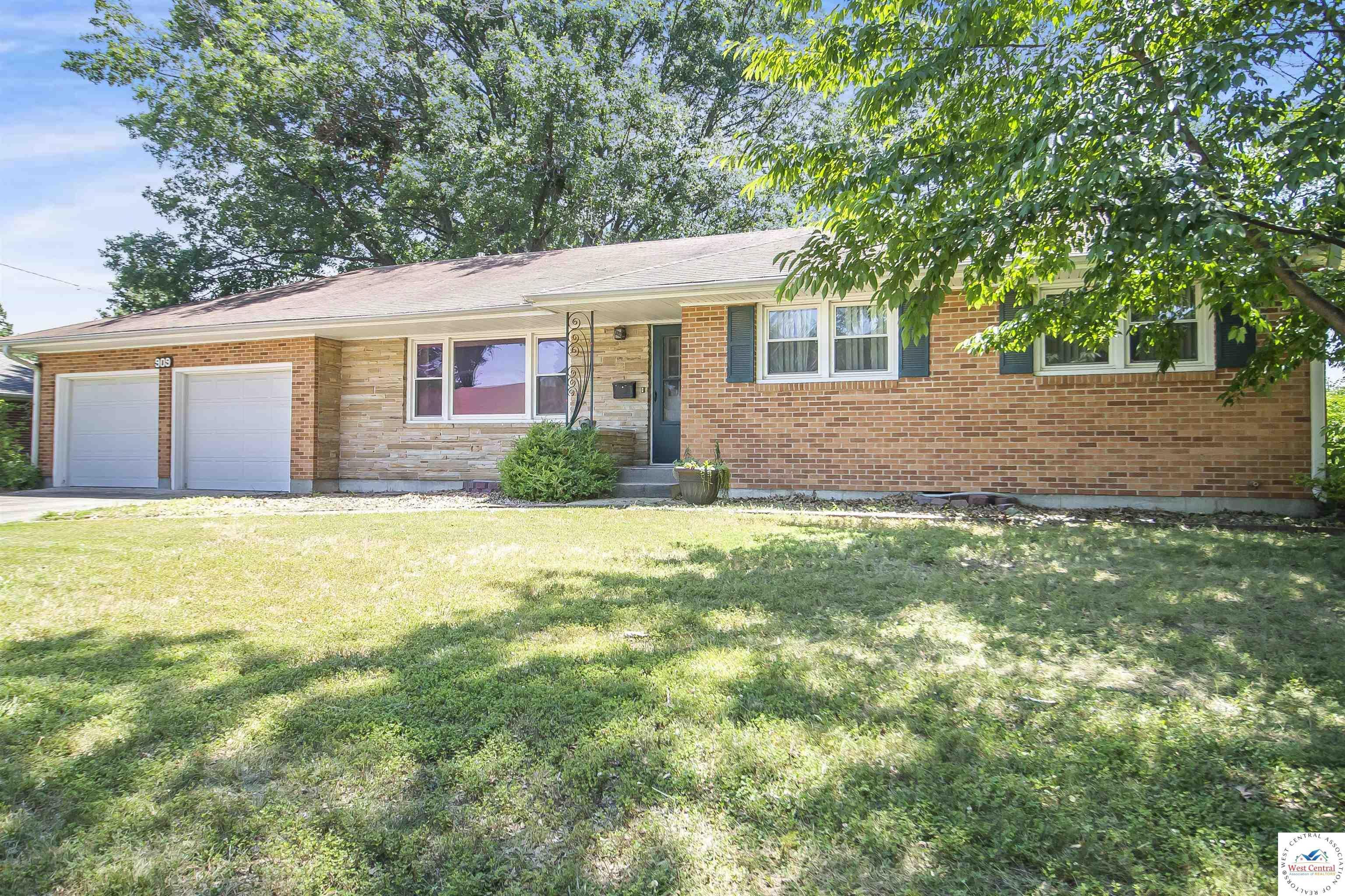 909 Ruth Ann  Sedalia MO 65301 photo