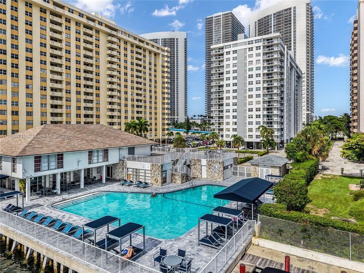 1849 S Ocean Dr 507  Hallandale Beach FL 33009 photo