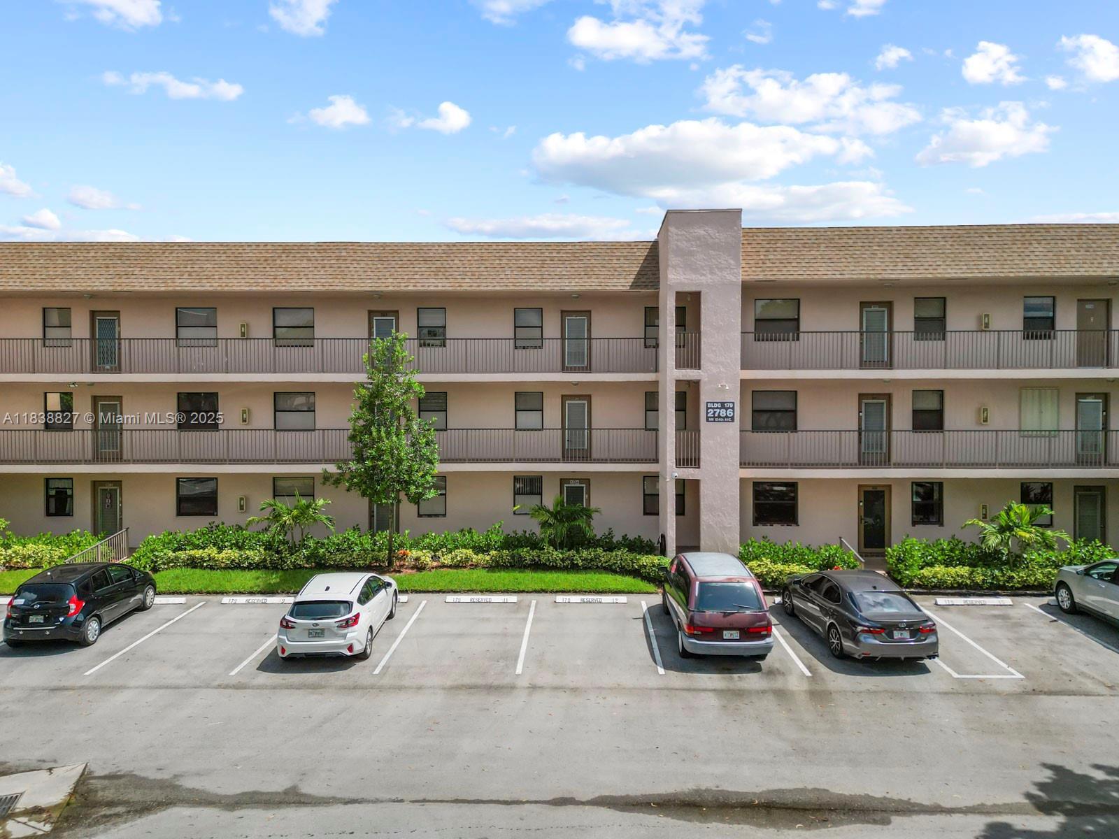 Property Photo: 2786 NW 104th Ave 304 FL 33322