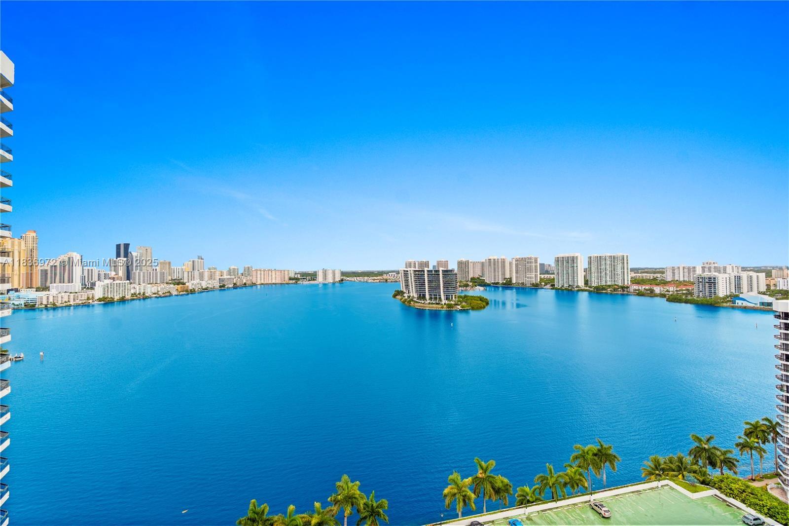 19101 NE 36th Ct 2405  Aventura FL 33180 photo
