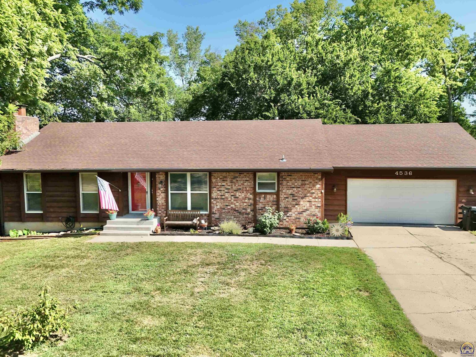 Property Photo:  4536 SE 25th St  KS 66605 