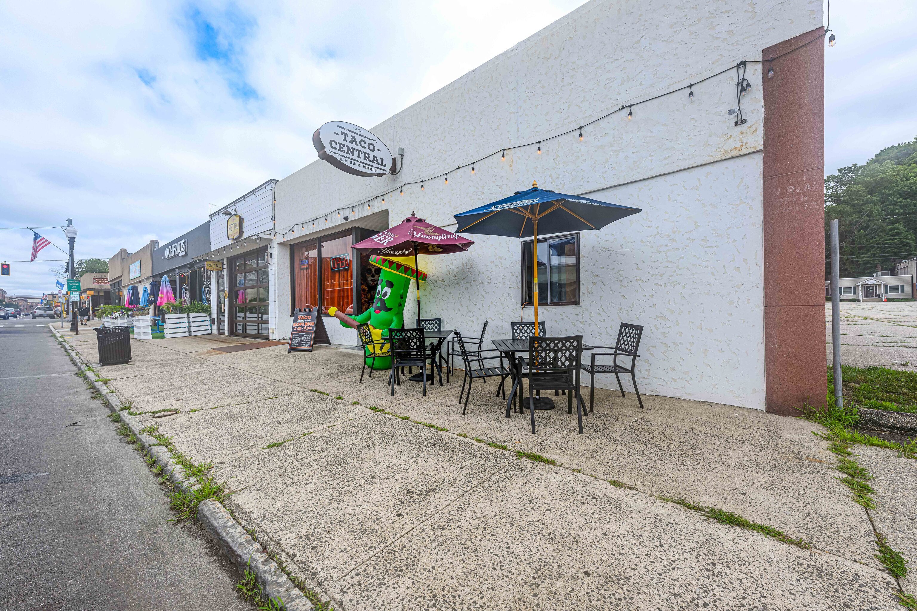 Property Photo:  317 Main Street  CT 06401 