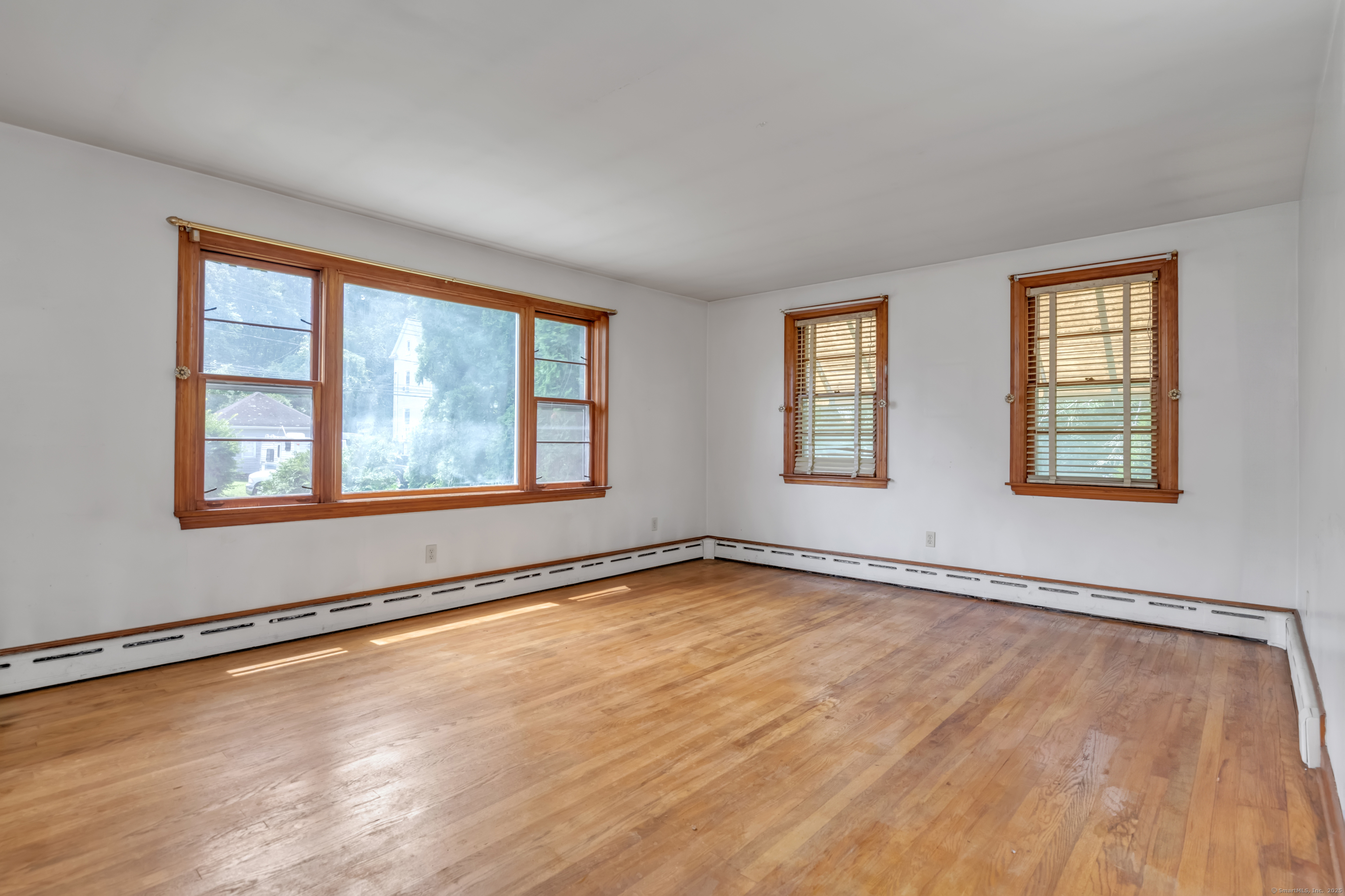Property Photo: 704 High Street CT 06770