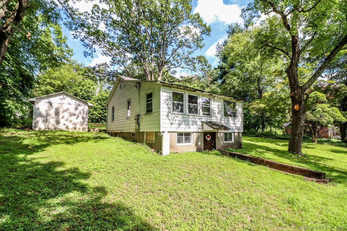Property Photo:  16 Oak Street  CT 06812 