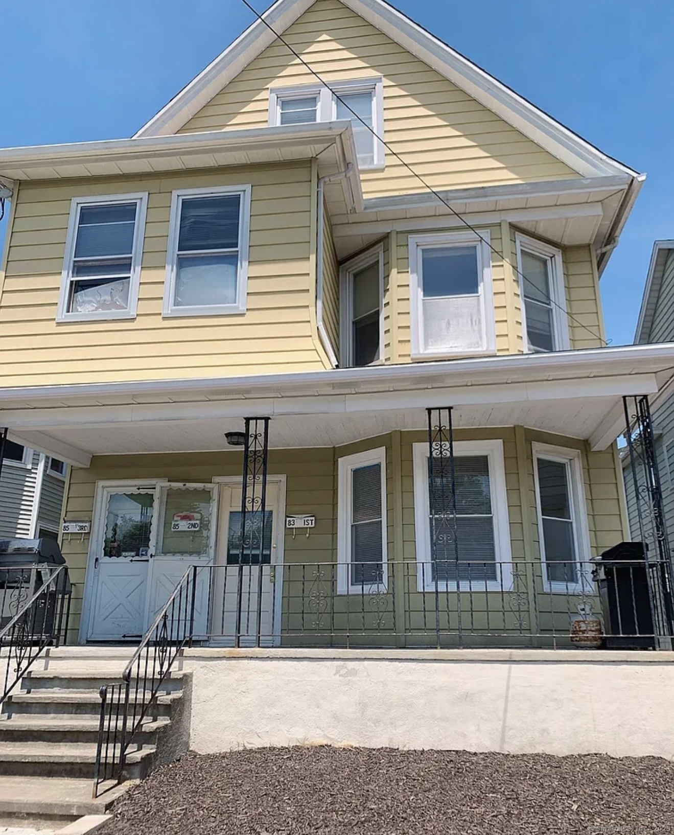 Property Photo: 83 Thomas Street 1 CT 06516