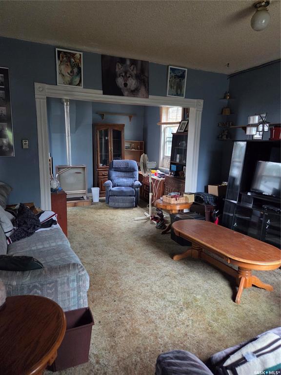 Property Photo: 819 North Railway Street E SK S9H 1E3
