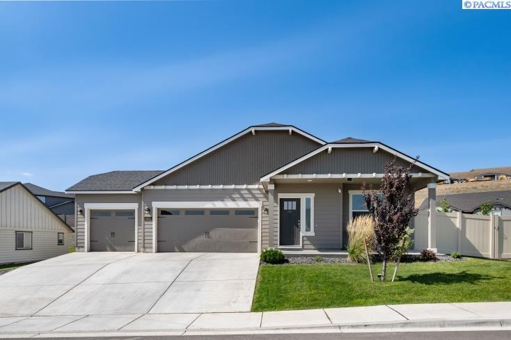 Property Photo: 6824 W 27th Ave WA 99338