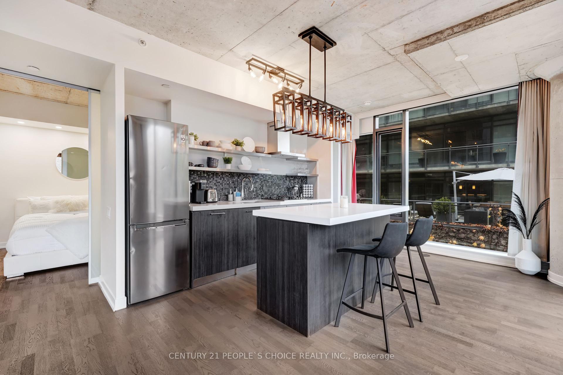 Photo de la propriété:  560 King Street W 305  ON M5V 1M3 