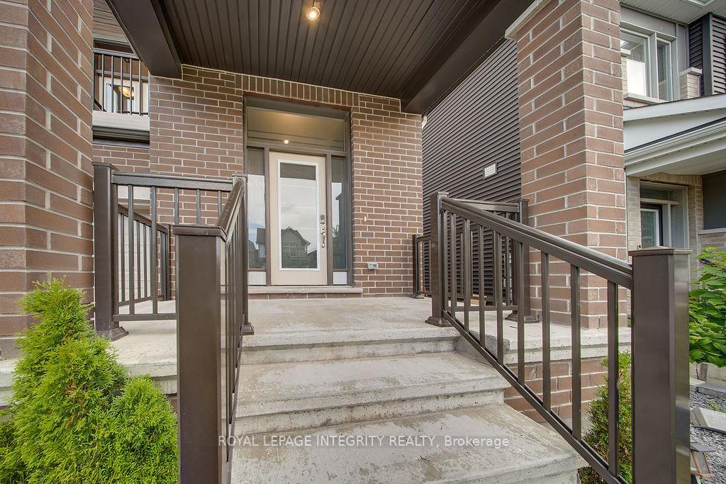 Photo de la propriété: 405 Aphelion Crescent ON K2J 6N6