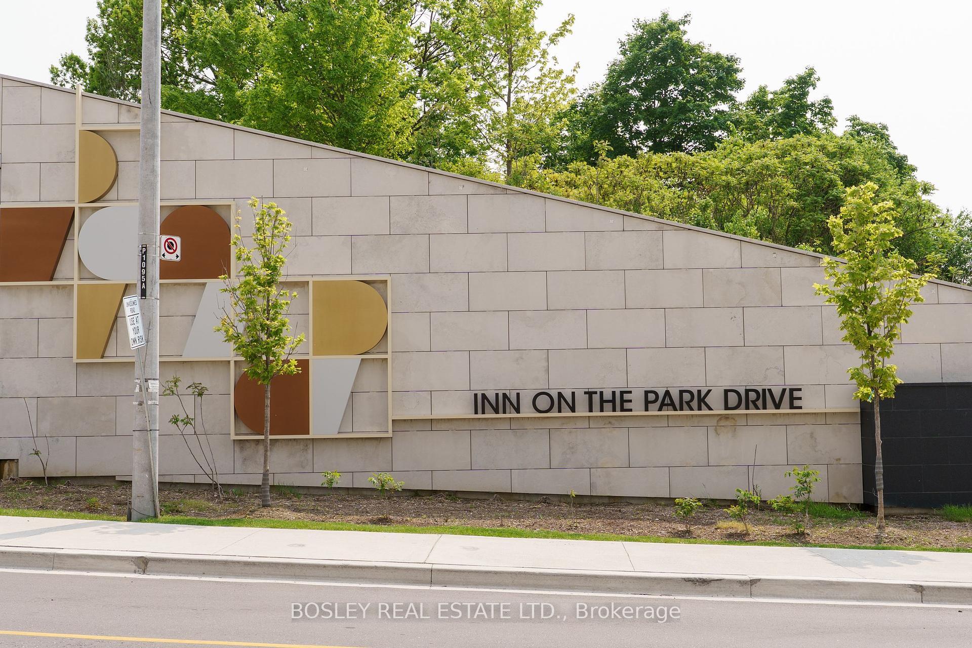 Property Photo: 10 Inn On The Park Drive 2001 ON M3C 0P9