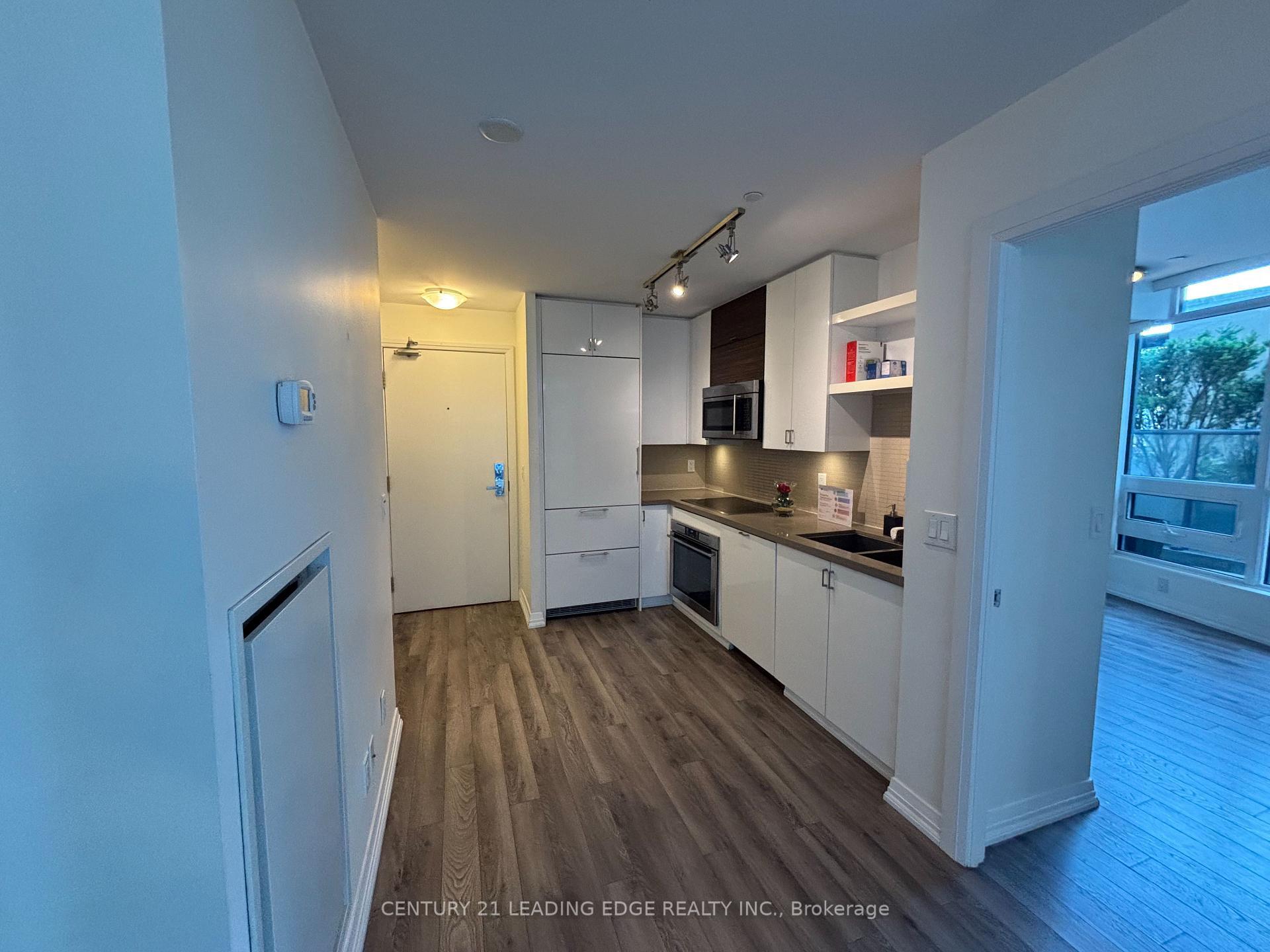 Property Photo:  59 Annie Craig Drive 808  ON M8V 0C5 