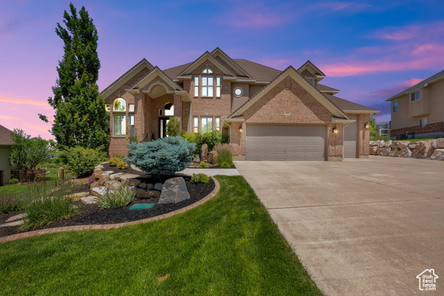 Property Photo: 691 E 50 N UT 84054