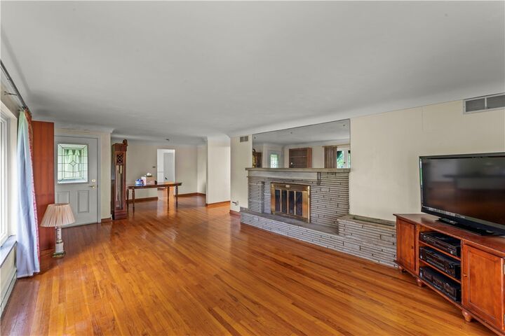 Property Photo:  150 Lakeview Drive  PA 15317 