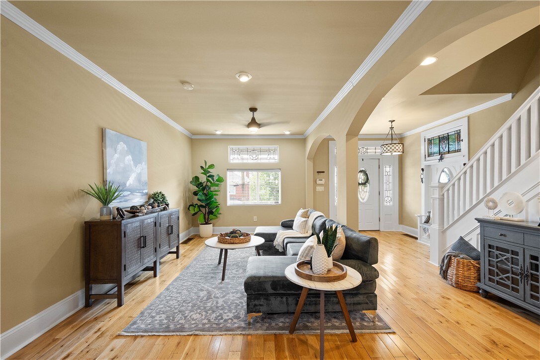 Property Photo:  331 Kambach Street  PA 15211 