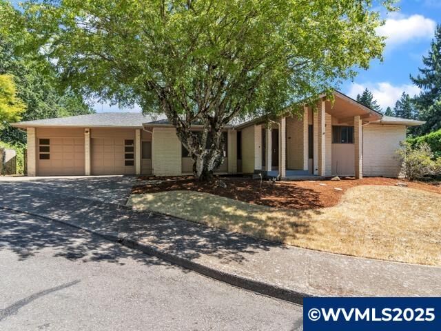Property Photo:  4582 20th Ct S  OR 97302 