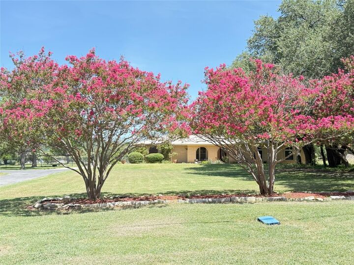 Property Photo:  659 County Road 4744  TX 76539 