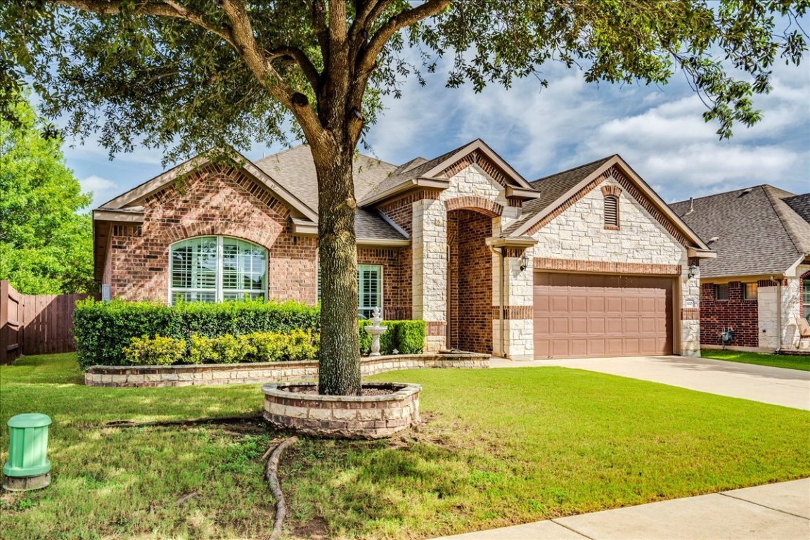Property Photo:  820 Clear Springs Hollow  TX 78610 