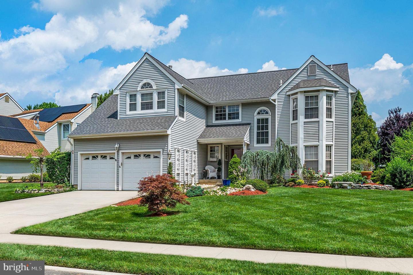 7 Edinburgh Lane  Mount Laurel NJ 08054 photo