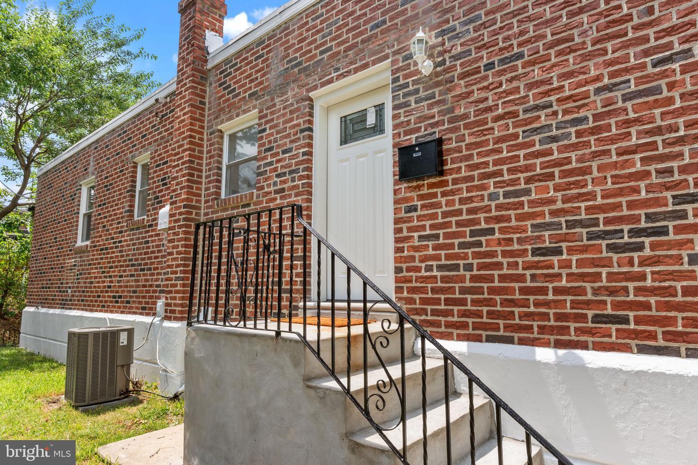 Property Photo: 2234 Lansing Street PA 19152