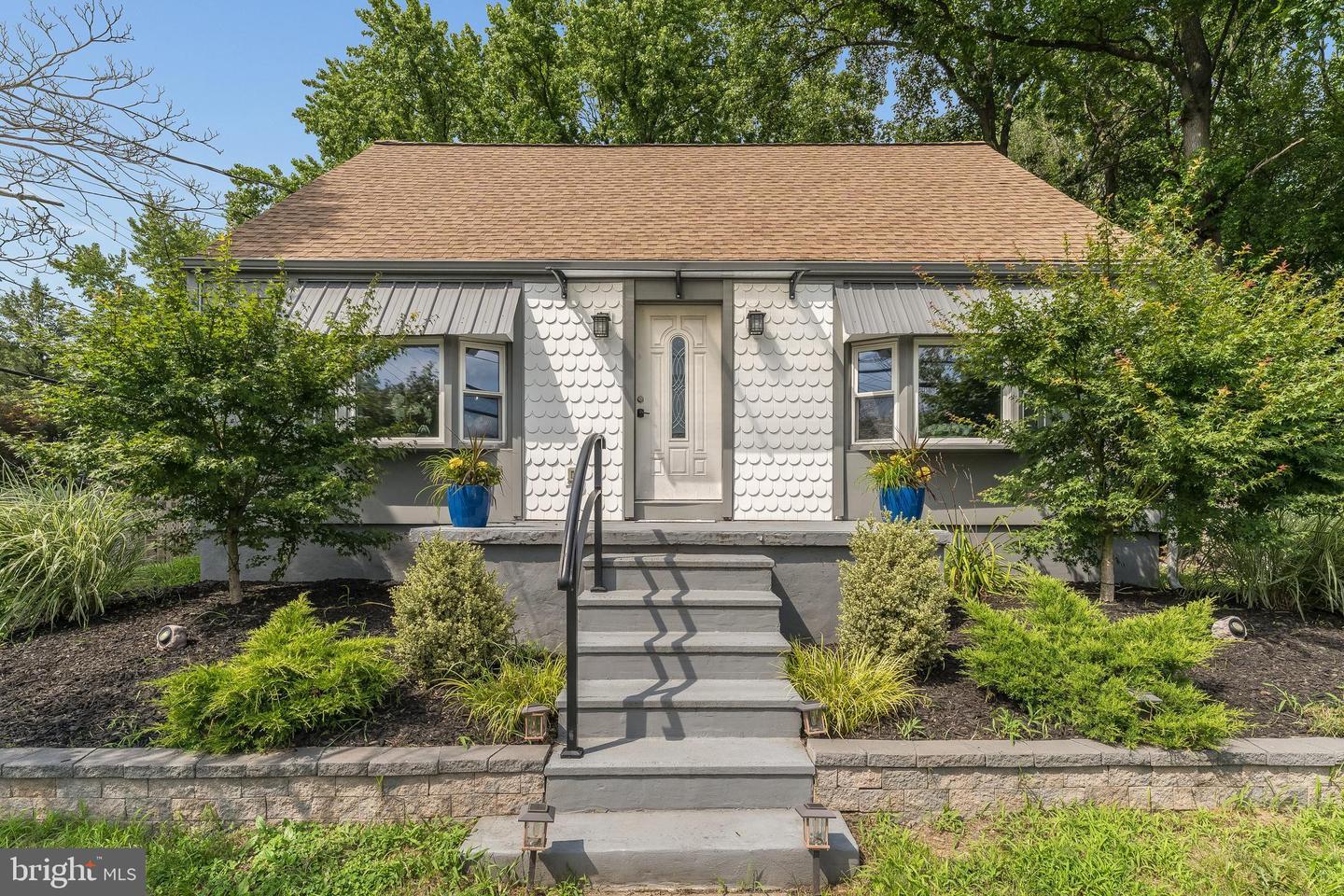 28 Sloan Avenue  Trenton NJ 08619 photo